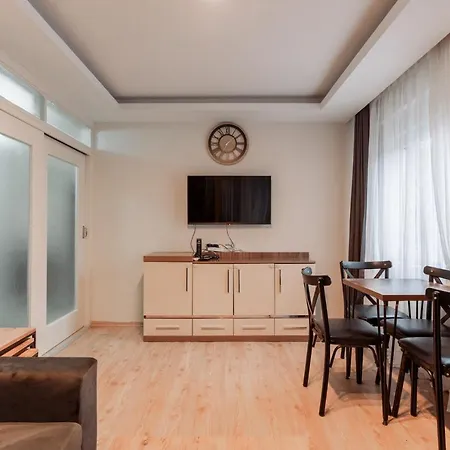 شقة Flat Near Hadrians Gate N Mermerli أنطاليا