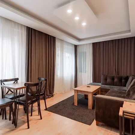 Flat Near Hadrians Gate N Mermerli